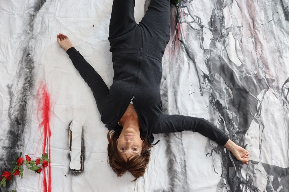 Iris Lam Chen presenta “Hypermedia Dossier: Conversando con artistas latinoamericanas.»