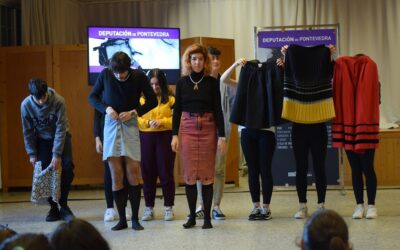 Teresa Búa. Persona Hola: La problematización de los géneros toma cuerpo.
