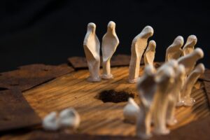 Exodo, mundo hostil_María Riera | Mujeres Mirando Mujeres | Cristina García Camino